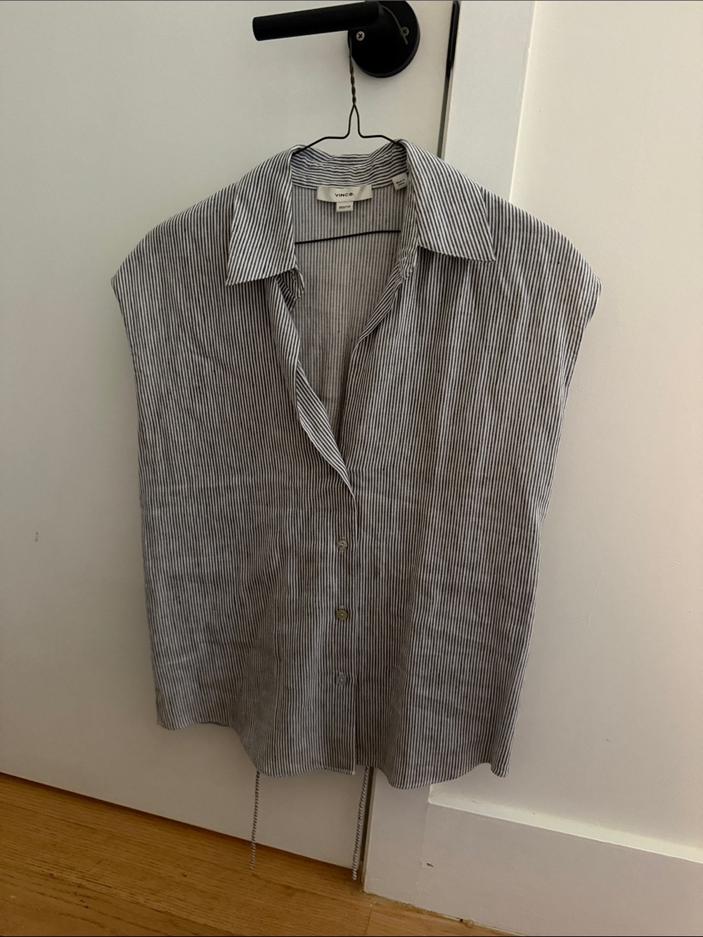 Vince Black & White Sleeveless Striped Button-Down Shirt